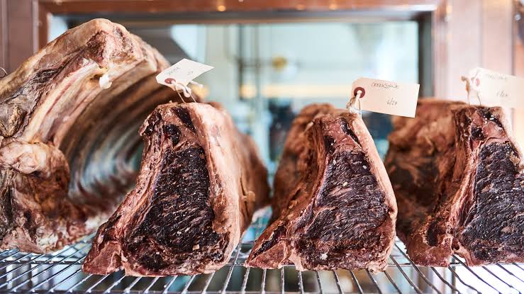 DRY AGED BEEF 28 DAYS